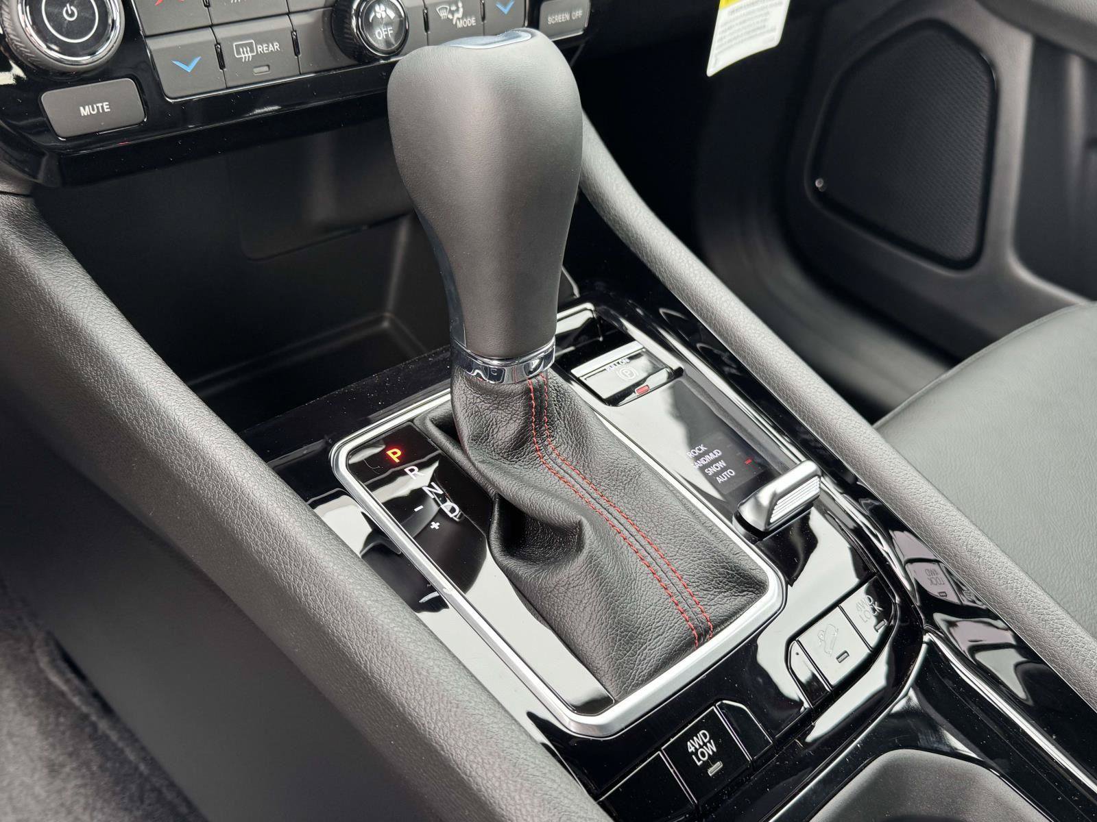 New 2026 Jeep Compass Trailhawk AWD/4WD image 6