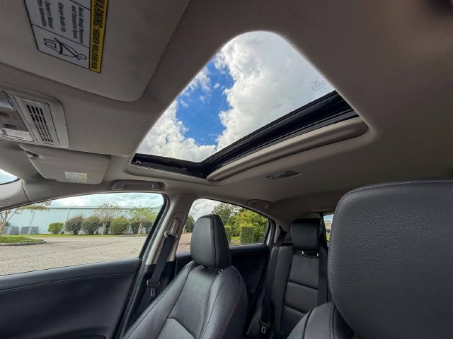 Used 2022 Honda HR-V EX-L image 16