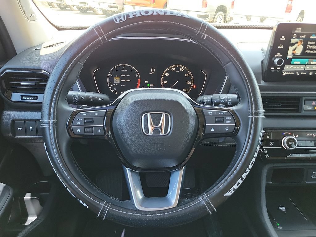Used 2024 Honda Pilot Touring image 28