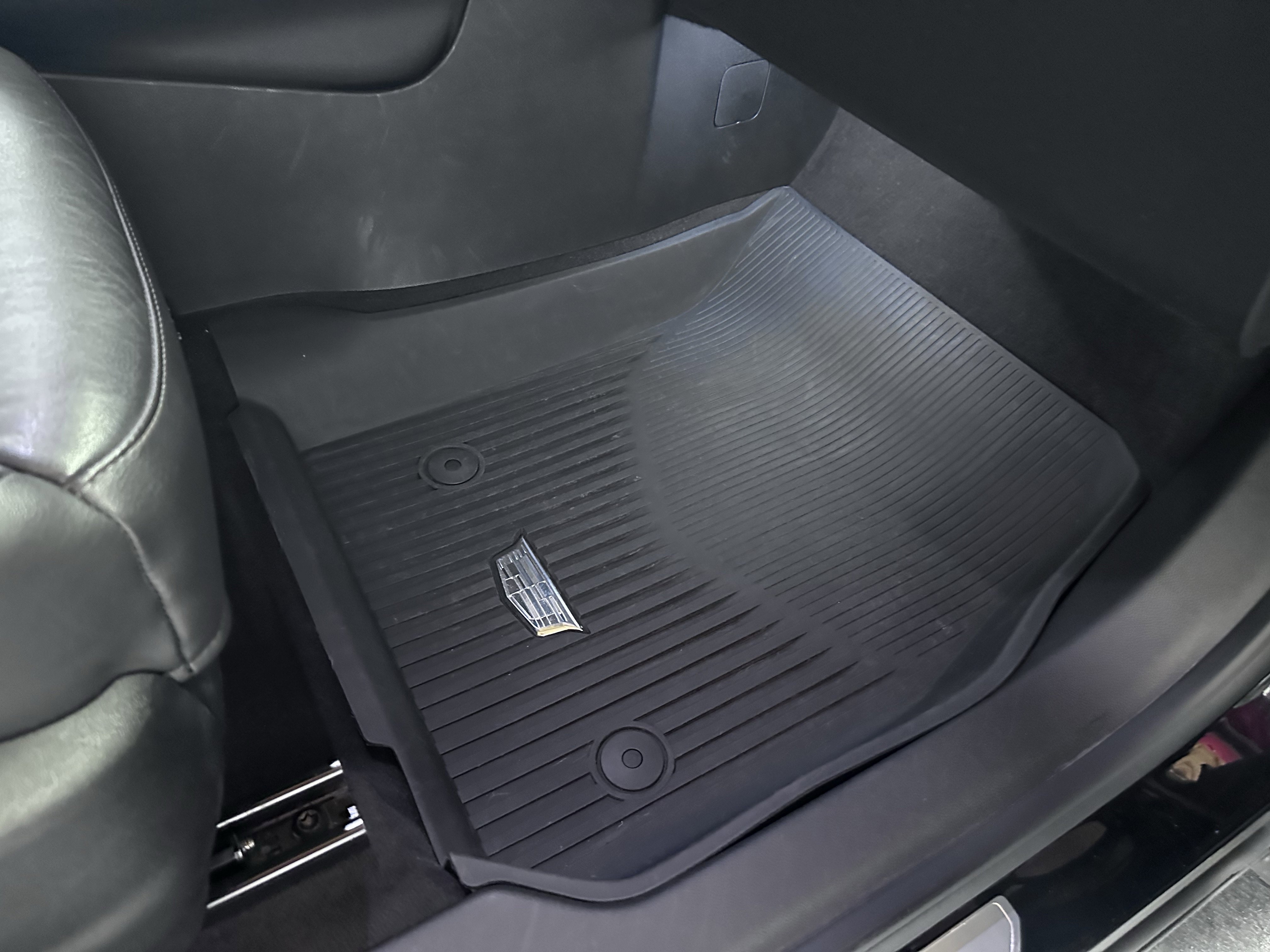 Used 2019 Cadillac XT4 Premium Luxury image 39