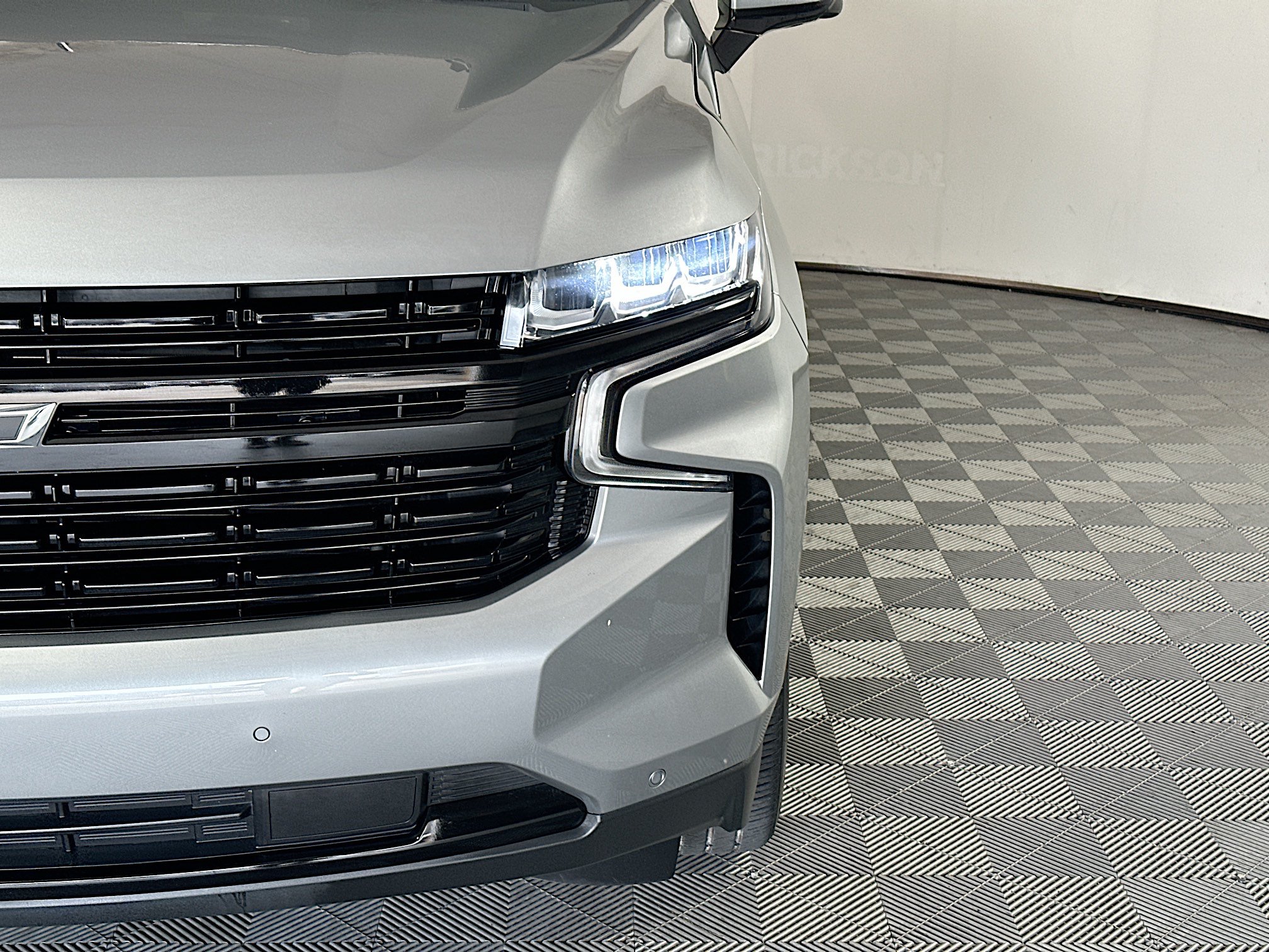Used 2023 Chevrolet Tahoe RST w/ Luxury Package RWD image 9