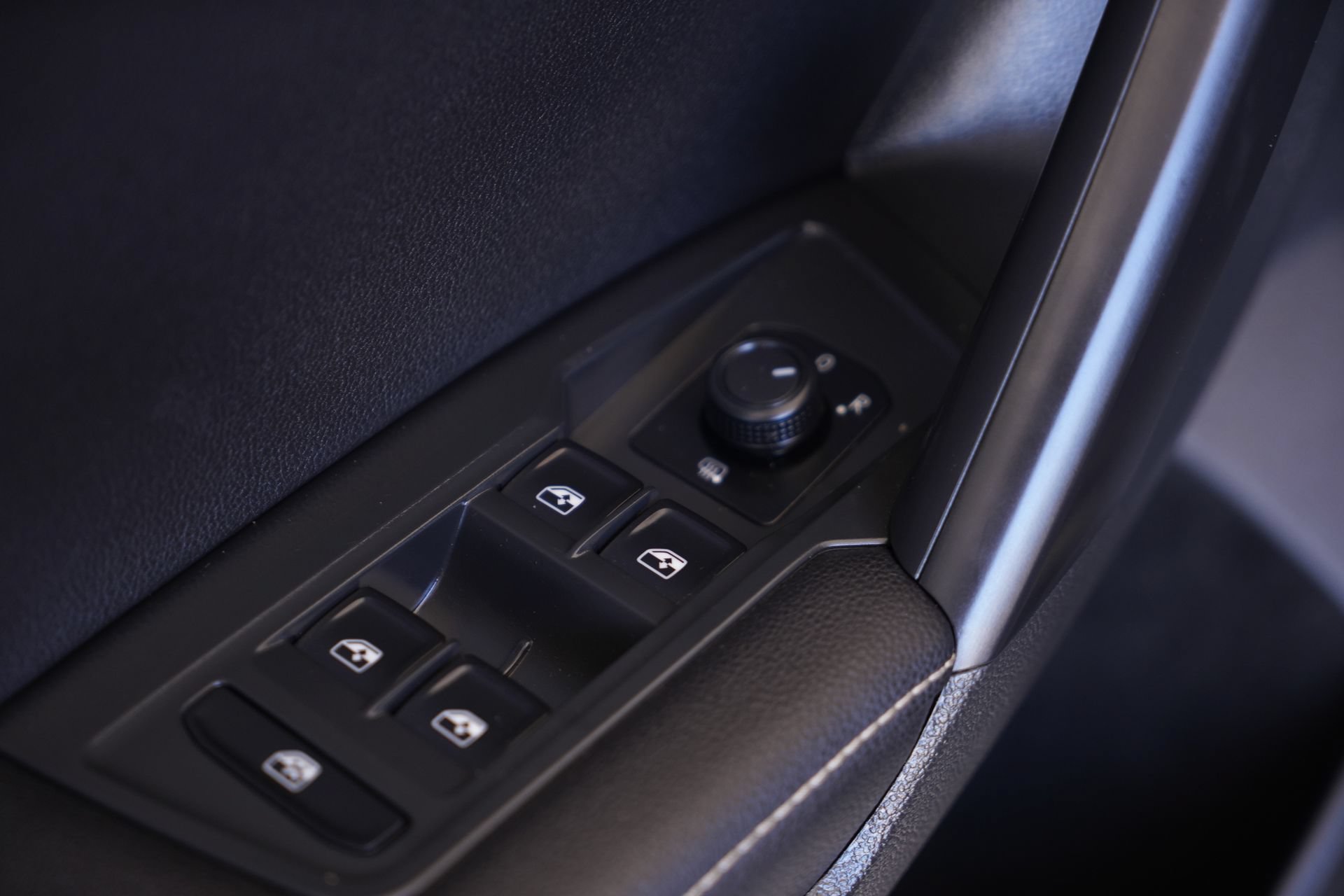Certified 2023 Volkswagen Tiguan S FWD image 19