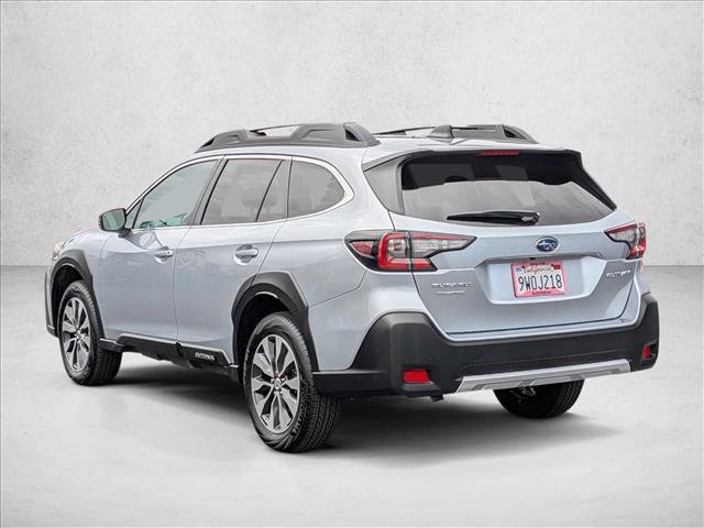 Used 2025 Subaru Outback Limited AWD/4WD image 8