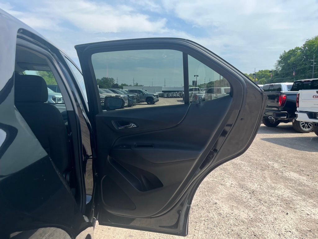 Used 2024 Chevrolet Equinox LT AWD/4WD image 29