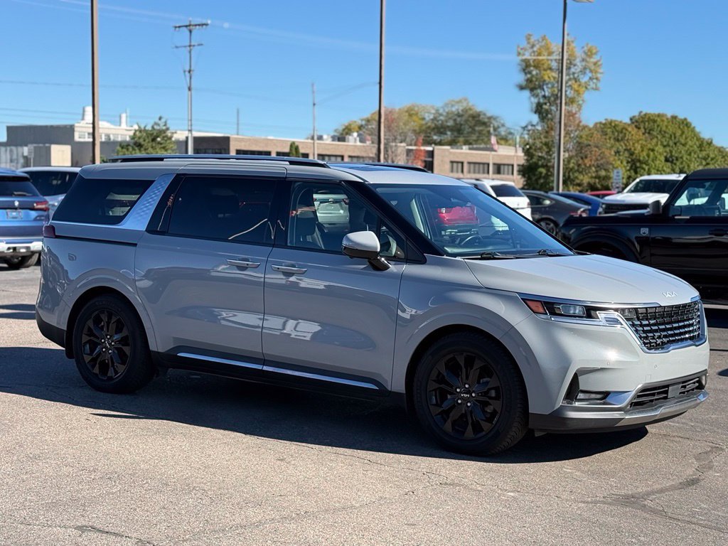 Used 2024 Kia Carnival SX Prestige FWD image 34