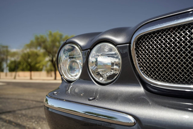 Used 2006 Jaguar XJ8 RWD image 79