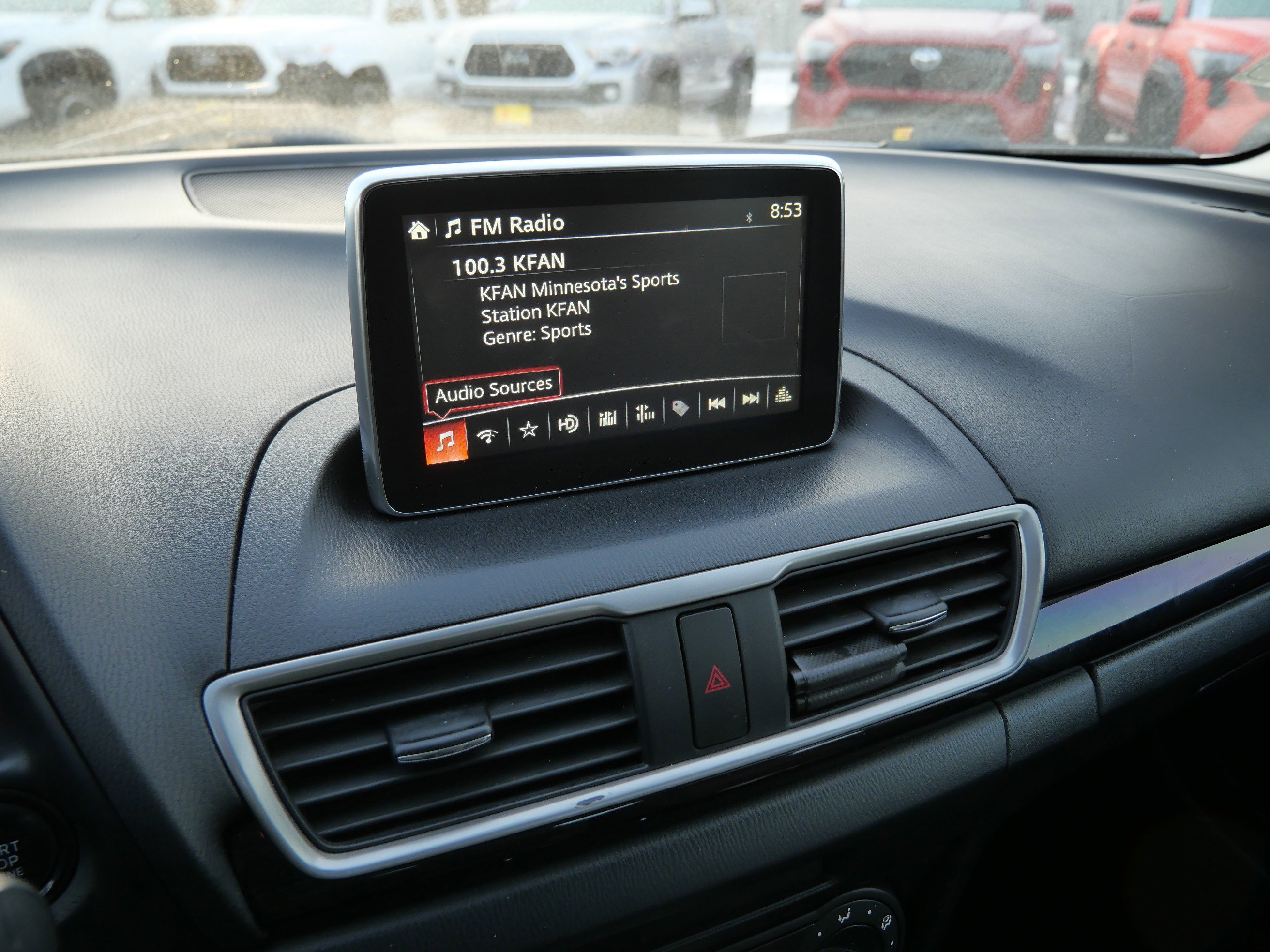 Used 2015 MAZDA MAZDA3 i Sport image 22