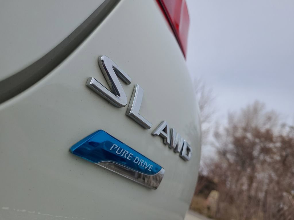 Used 2012 Nissan Juke SL image 16