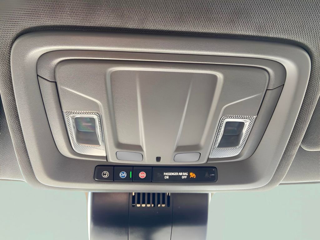 Used 2023 Chevrolet Silverado 1500 Custom image 33