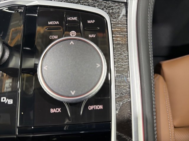 Used 2025 BMW M8 Competition w/ M Carbon Exterior Package image 38