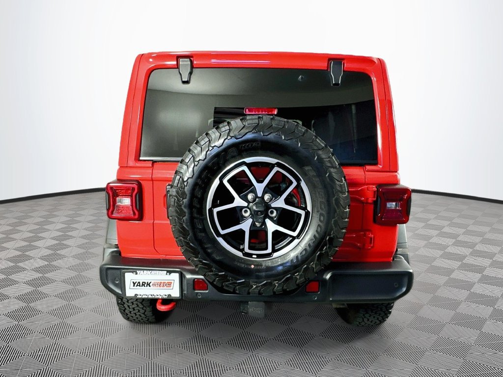 Certified 2025 Jeep Wrangler Unlimited Rubicon w/ Safety Group AWD/4WD image 10