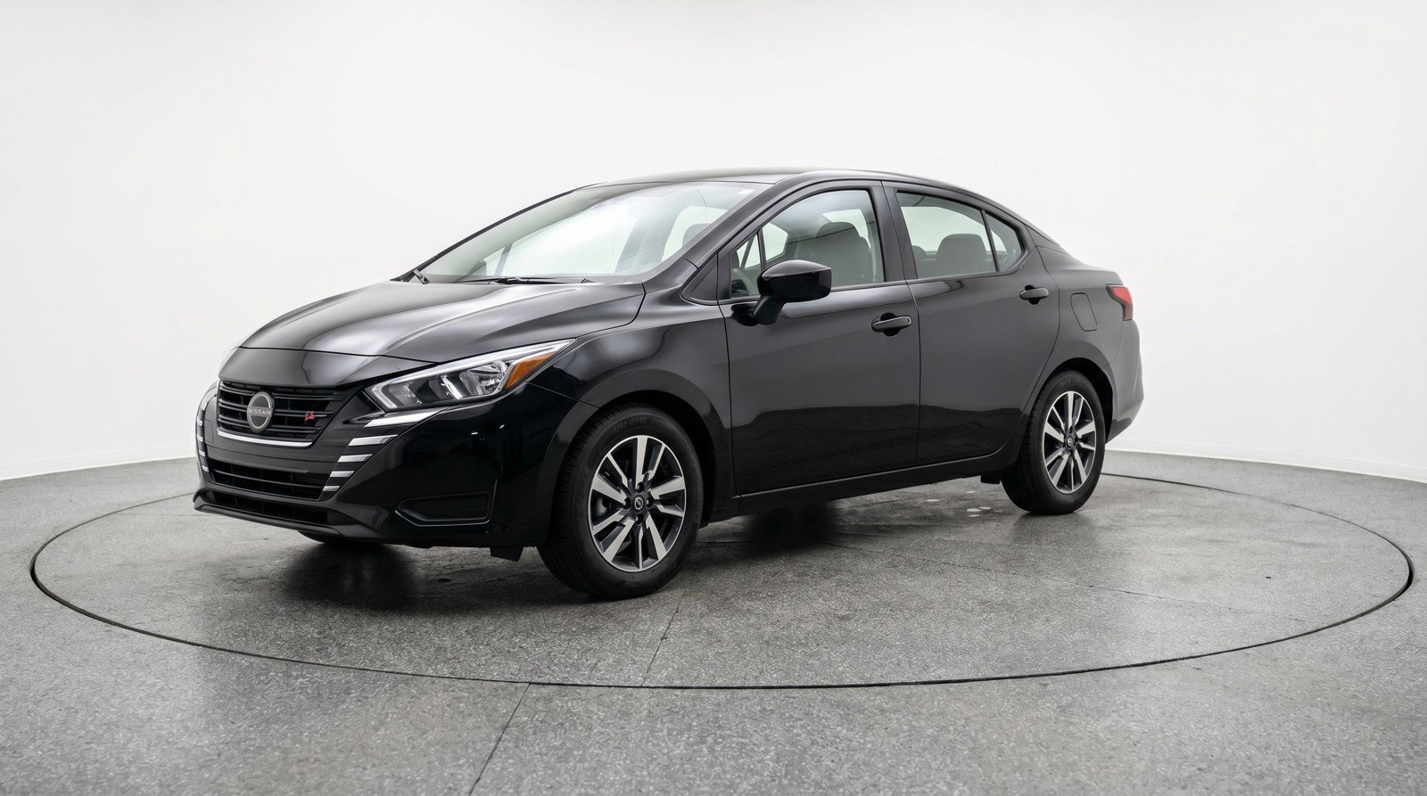 Used 2025 Nissan Versa SV FWD image 3