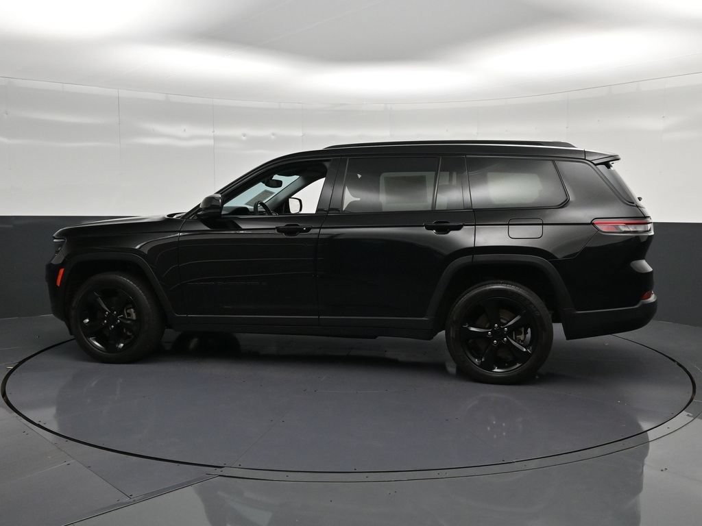 Used 2024 Jeep Grand Cherokee L Limited w/ Black Appearance Package RWD image 8