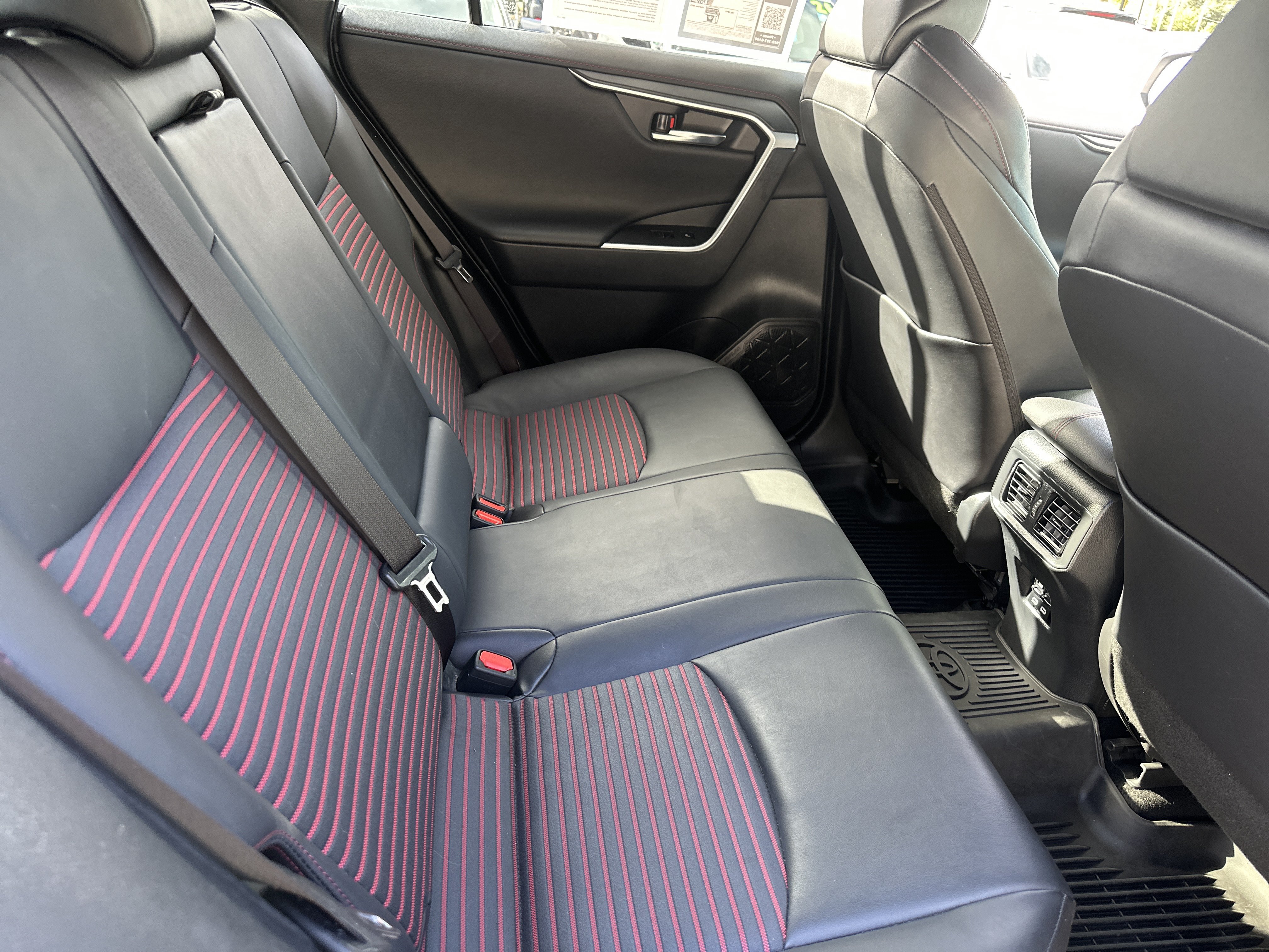 Used 2023 Toyota RAV4 XSE w/ Weather Package AWD/4WD image 14