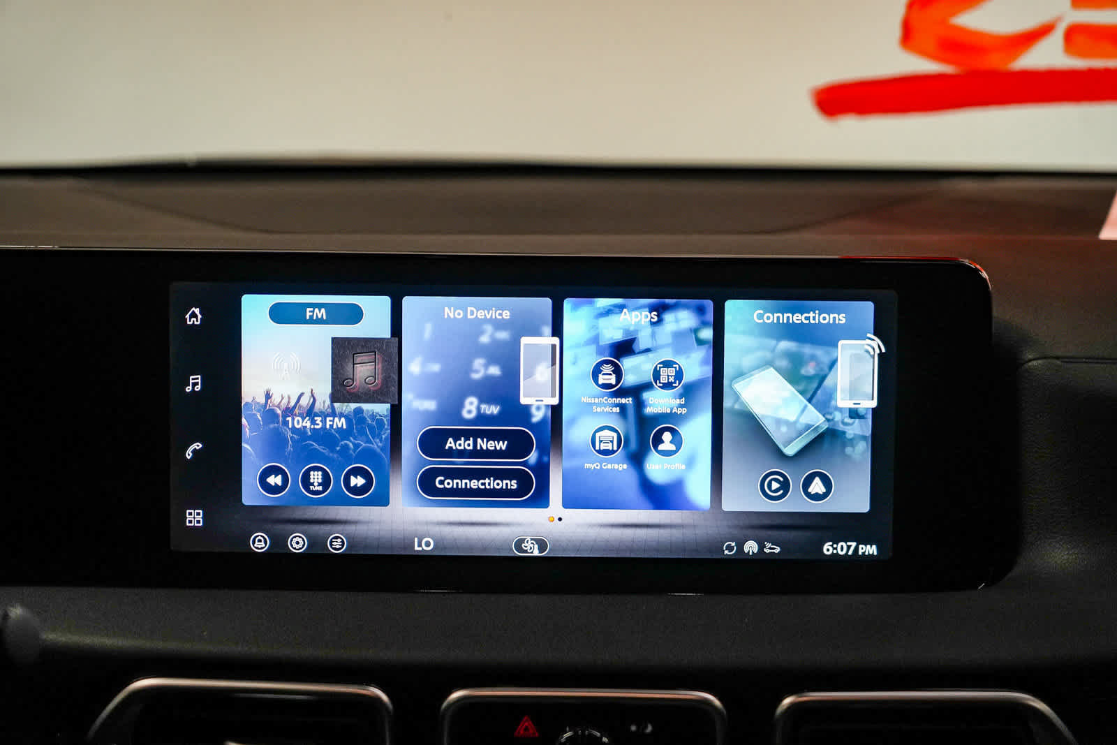 Used 2026 Nissan Sentra SR w/ Floor Mat Package FWD image 14
