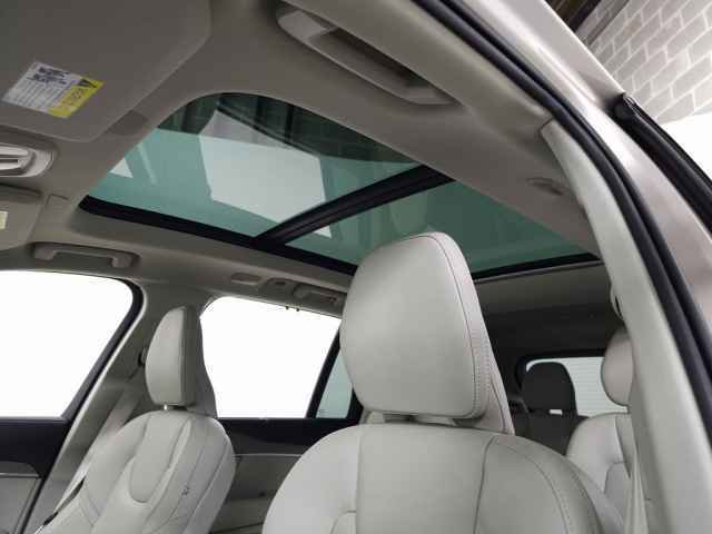 Certified 2024 Volvo XC90 B6 Ultimate w/ Protection Package Premier image 20