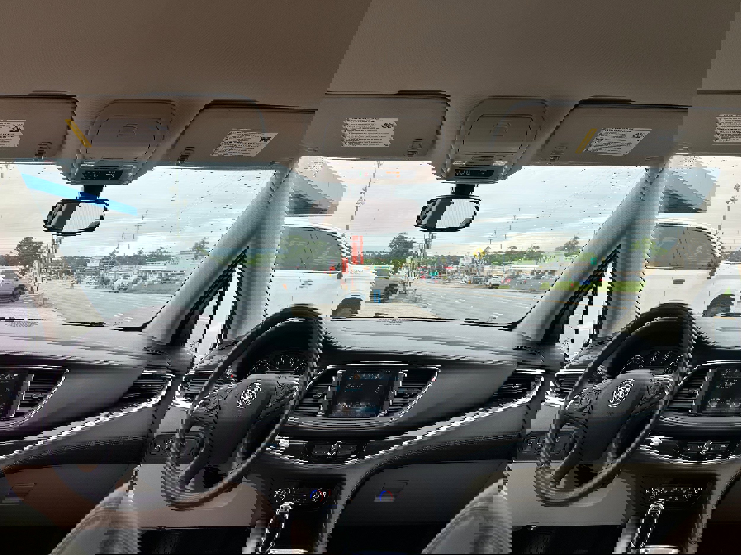 Used 2019 Buick Enclave Essence FWD image 32