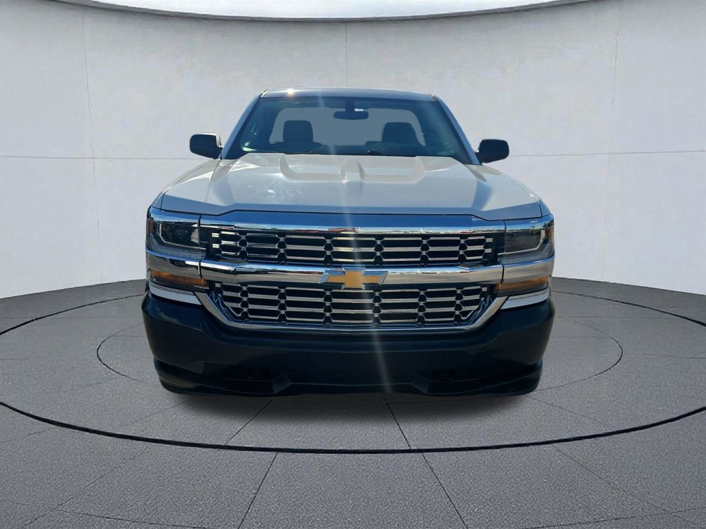 Used 2018 Chevrolet Silverado 1500 W/T w/ WT Convenience Package AWD/4WD image 9