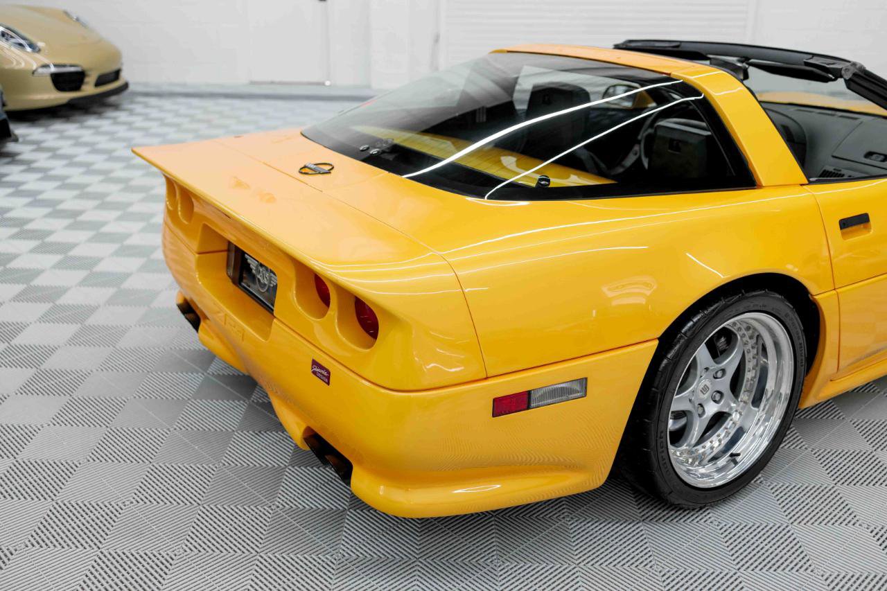 Used 1991 Chevrolet Corvette ZR-1 RWD image 38