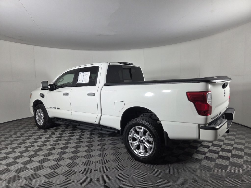 Used 2021 Nissan Titan SV w/ SV Convenience Package AWD/4WD image 7