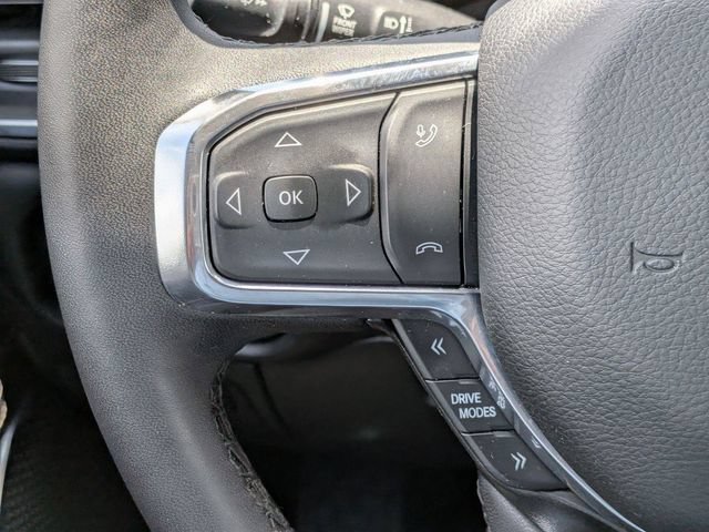 Used 2025 RAM 1500 Laramie AWD/4WD image 26