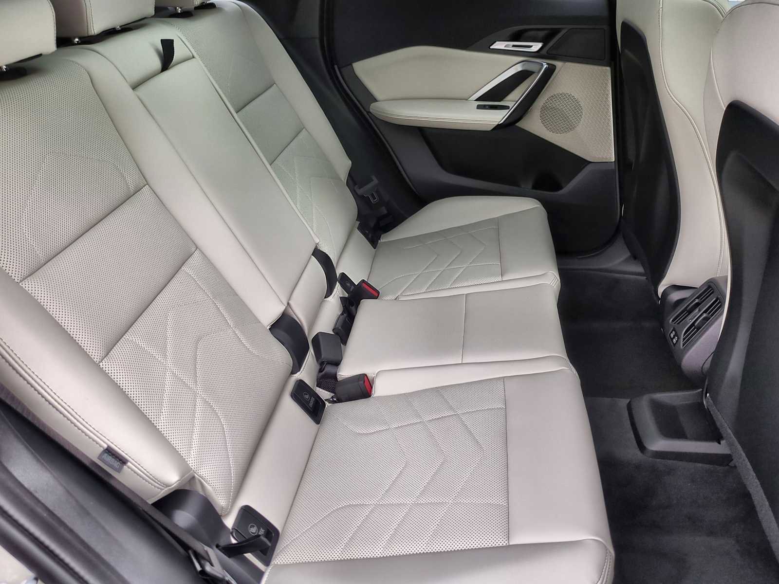 New 2026 BMW X1 xDrive28i w/ Technology Package image 21