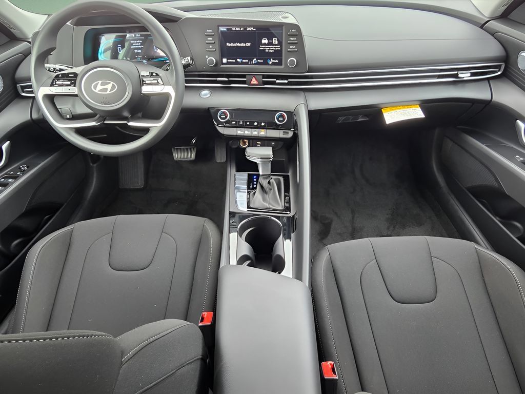 New 2026 Hyundai Elantra Hybrid FWD image 26