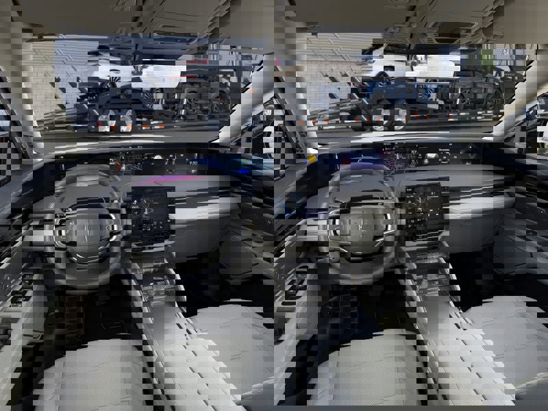 New 2026 Lincoln Nautilus Premier image 9