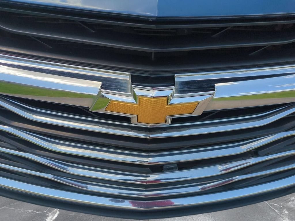 Used 2022 Chevrolet Malibu LT FWD image 9