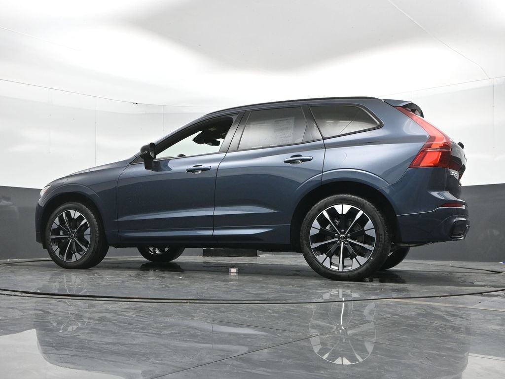 New 2026 Volvo XC60 B5 Plus w/ Protection Package Premier AWD/4WD image 44