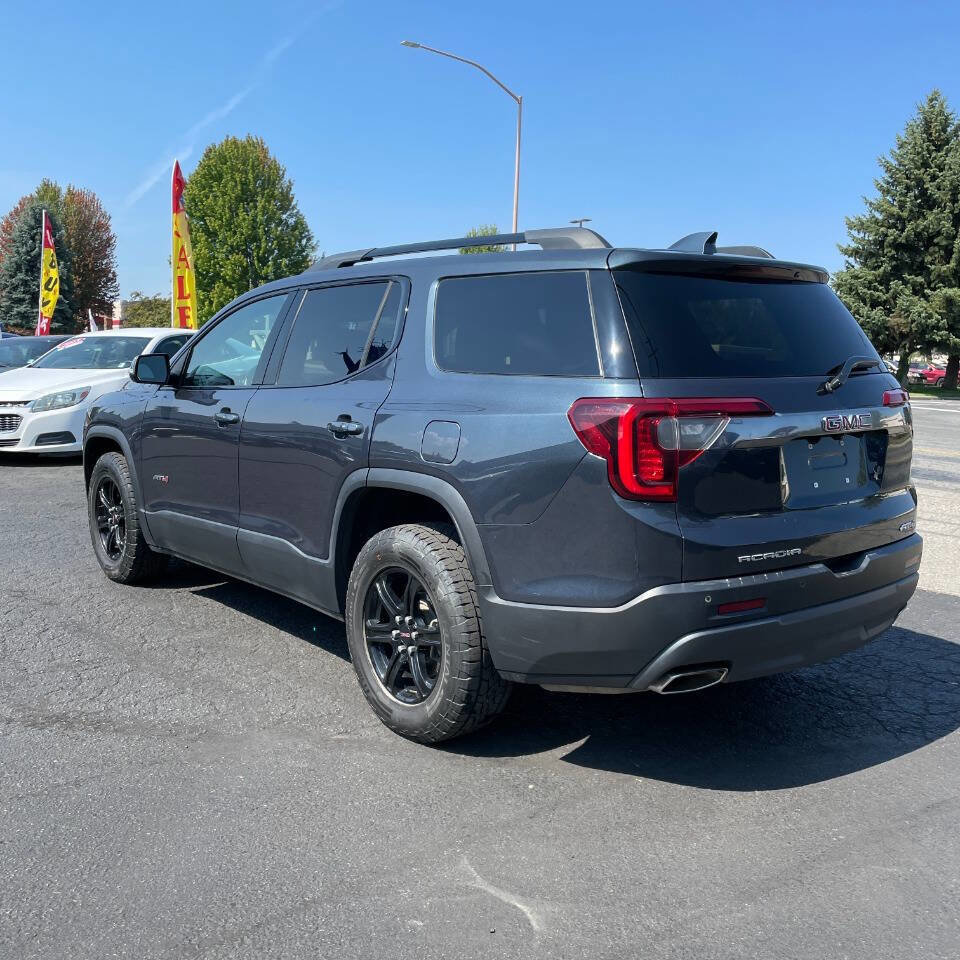 Used 2020 GMC Acadia AT4 image 3