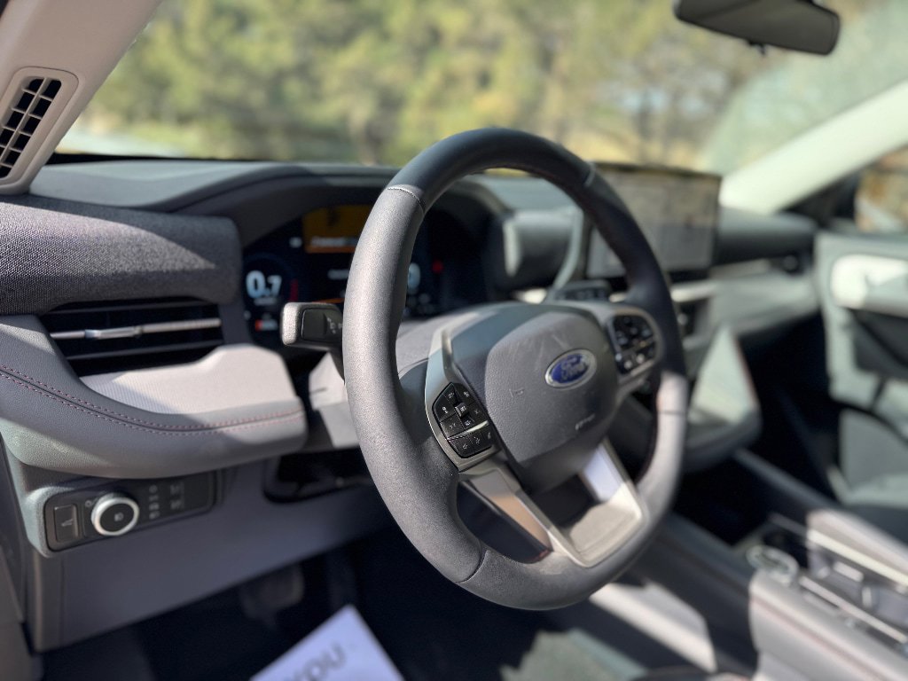 New 2026 Ford Explorer Active w/ Active Comfort Package image 21