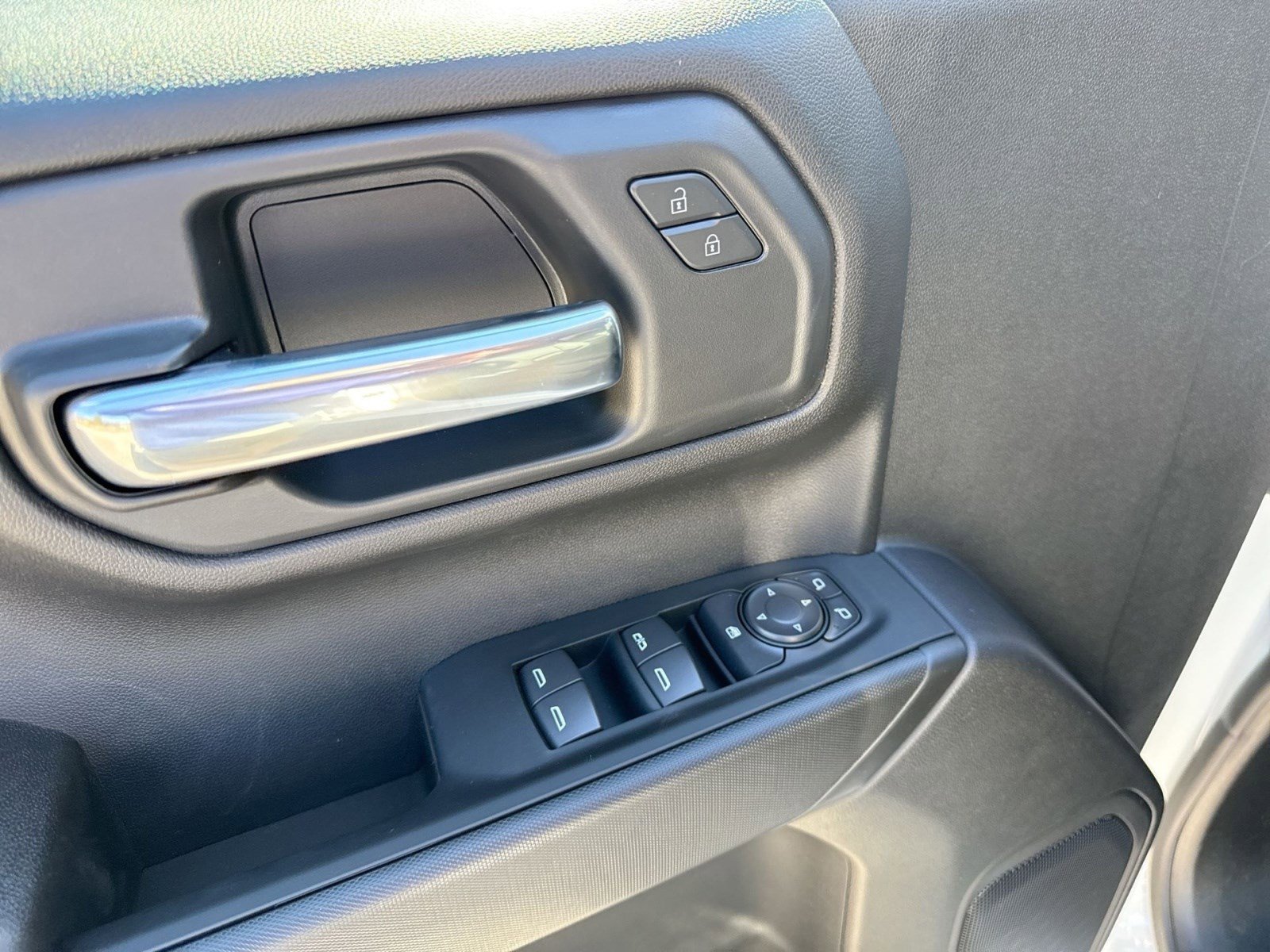New 2026 GMC Sierra 1500 Pro w/ Convenience Package image 14