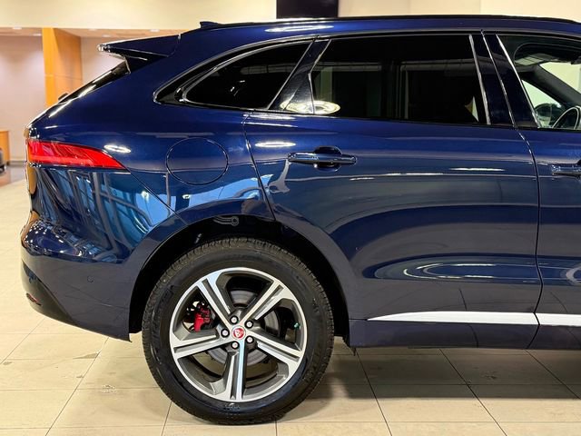 Used 2018 Jaguar F-PACE S image 15