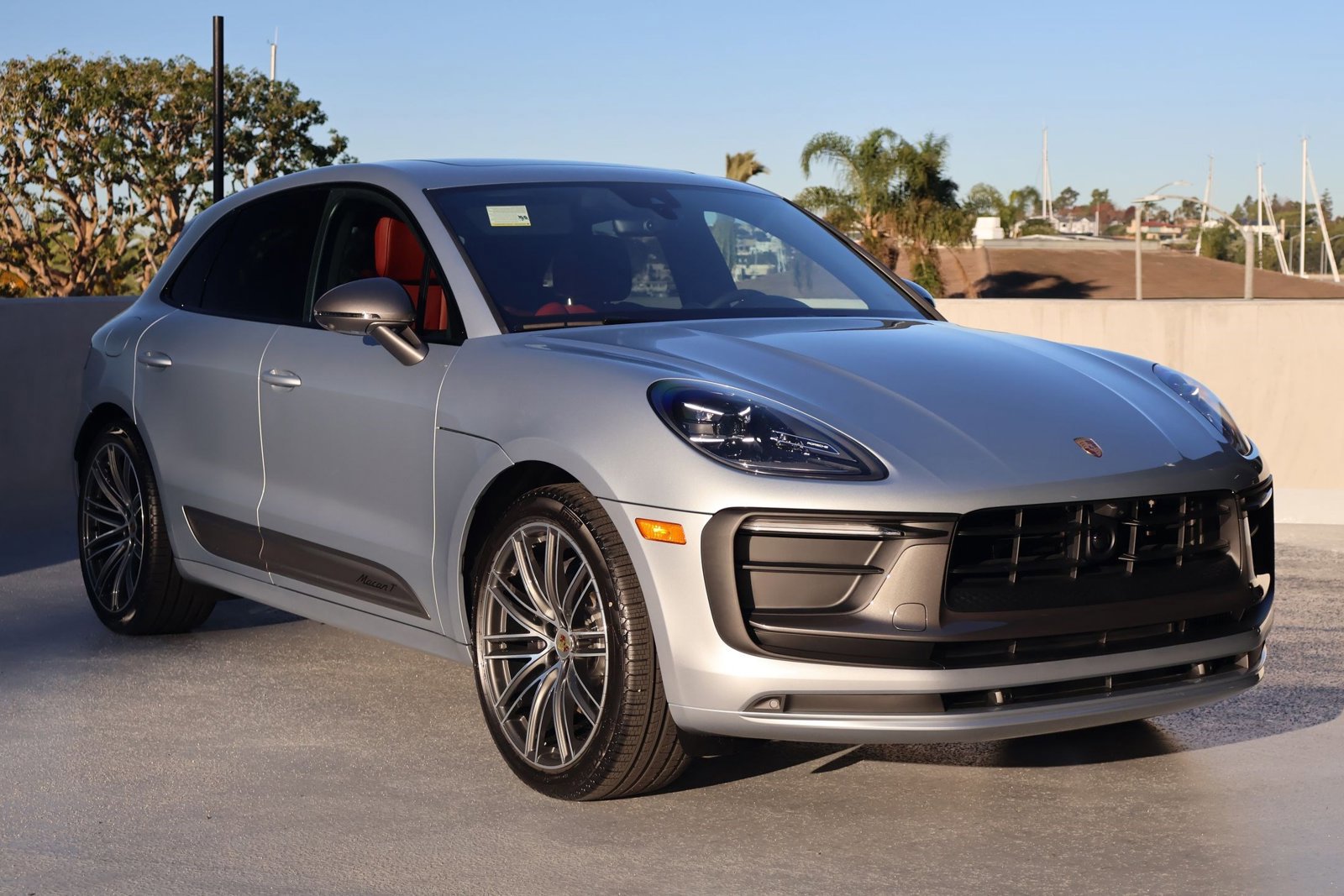 New 2026 Porsche Macan image 7