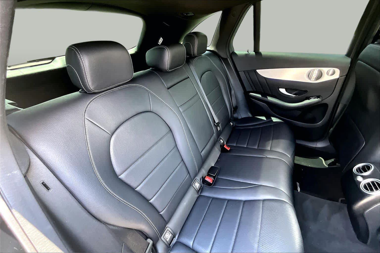 Used 2021 Mercedes-Benz GLC 300 image 20