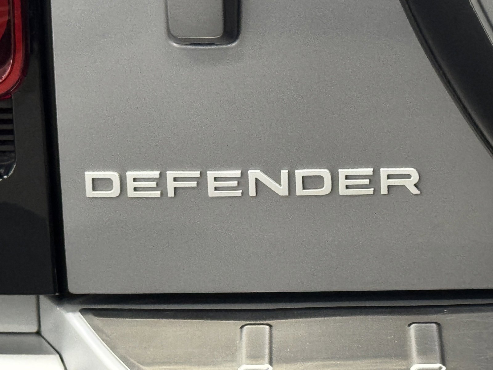 Used 2023 Land Rover Defender 110 S image 16