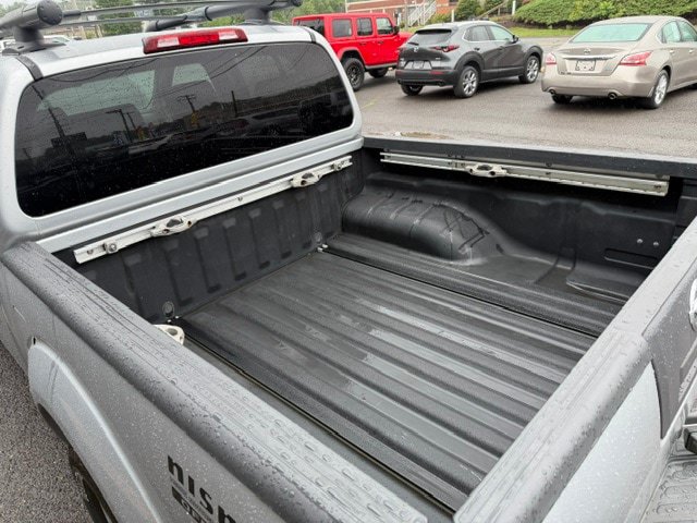 Used 2006 Nissan Frontier NISMO w/ (J01) Sunroof Pkg AWD/4WD image 7