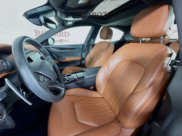 Used 2023 Maserati Ghibli Modena Q4 AWD/4WD image 25