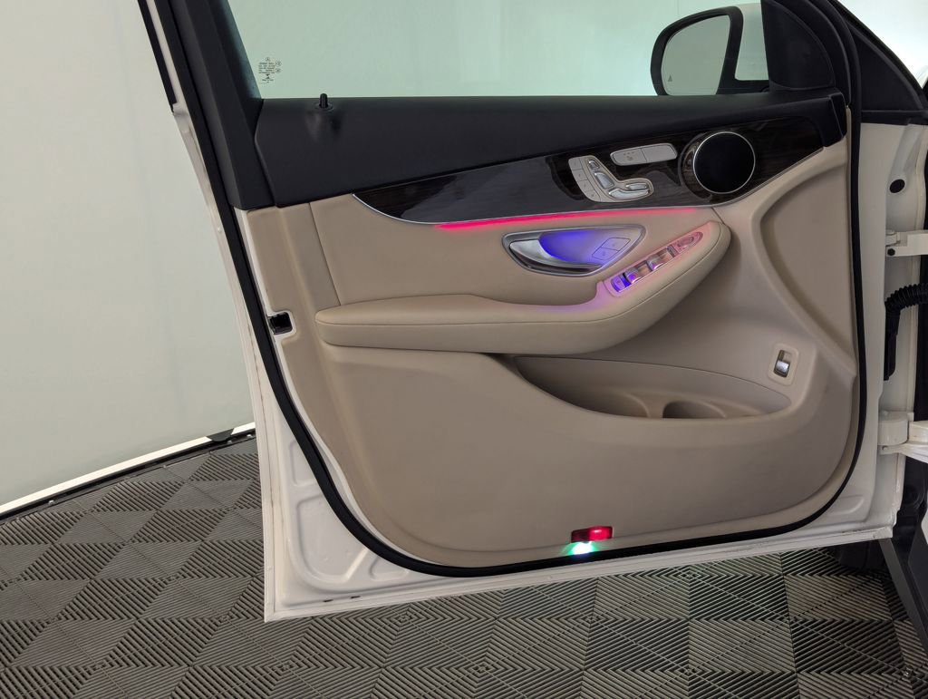 Used 2021 Mercedes-Benz GLC 300 image 85