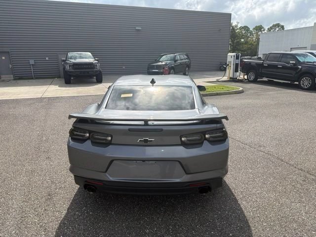 Used 2020 Chevrolet Camaro LT RWD image 7