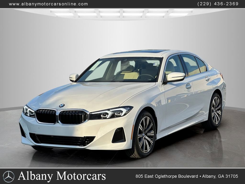 Used 2026 BMW 330i Sedan w/ Parking Assistance Package image 1