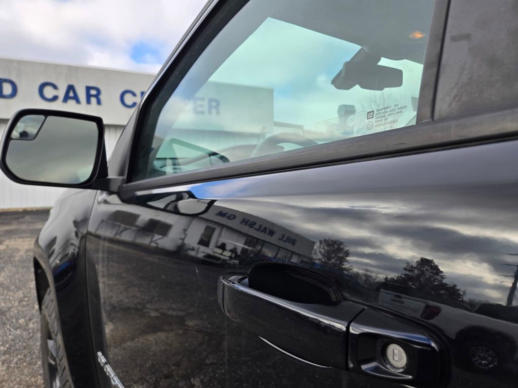 Used 2018 Chevrolet Colorado Z71 AWD/4WD image 35