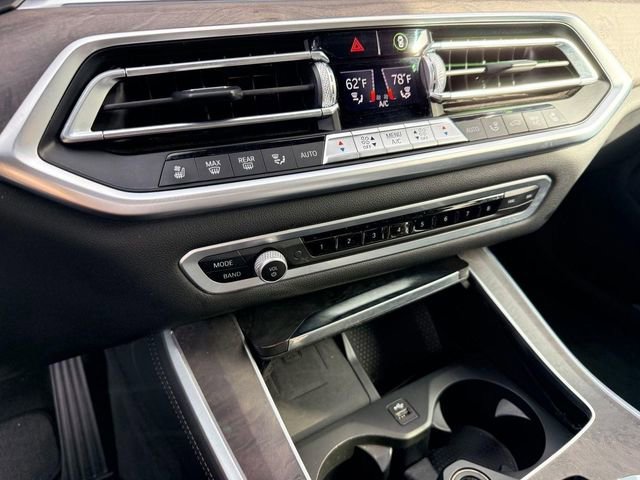 Used 2021 BMW X5 xDrive40i w/ Premium Package image 28