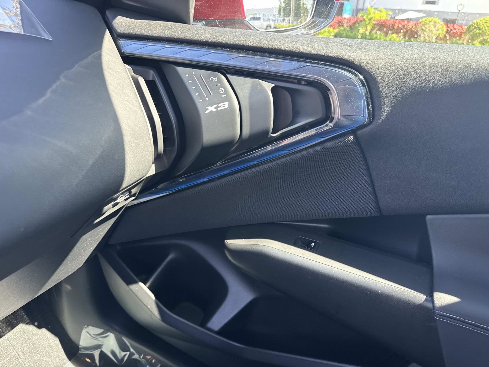 Certified 2025 BMW X3 xDrive30i w/ M Sport Package image 20