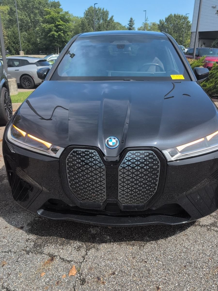 Used 2024 BMW iX M60 AWD/4WD image 5