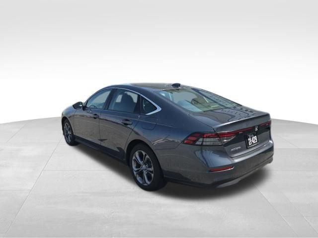 Used 2023 Honda Accord EX image 3