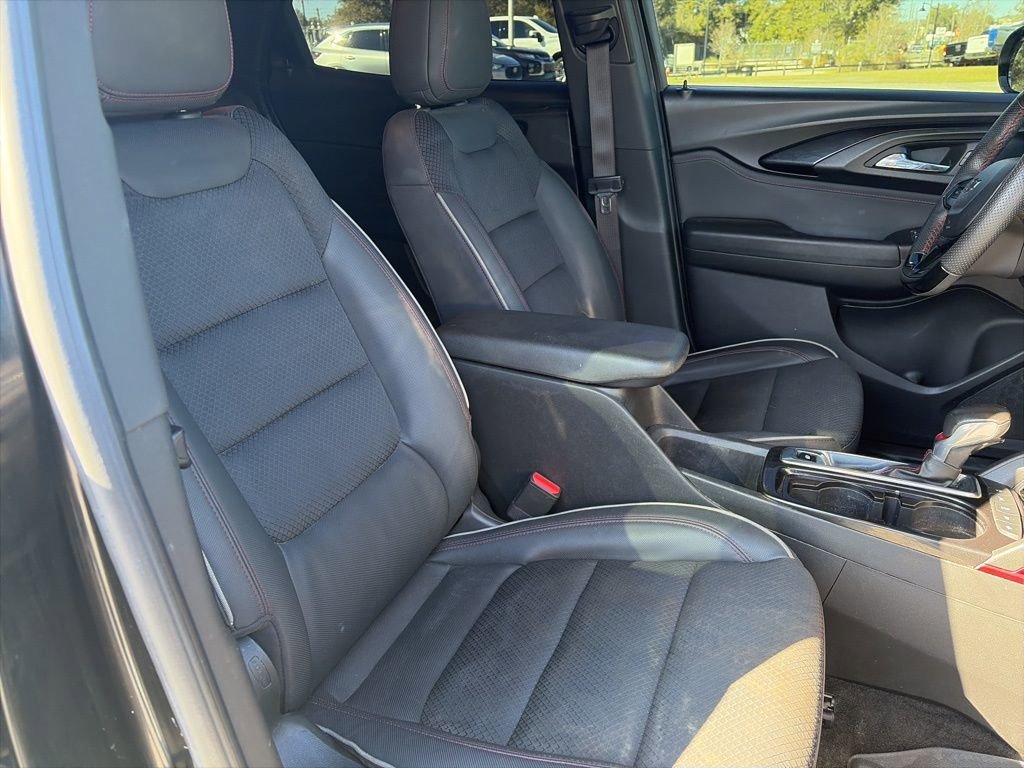 Used 2022 Chevrolet TrailBlazer RS w/ Technology Package image 11