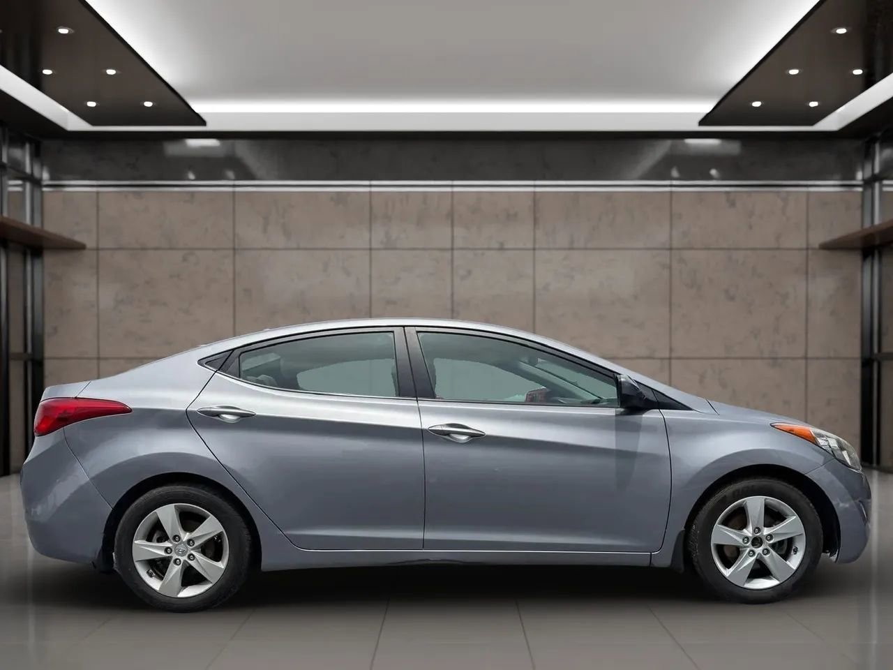 Used 2013 Hyundai Elantra GLS w/ Preferred Pkg FWD image 5