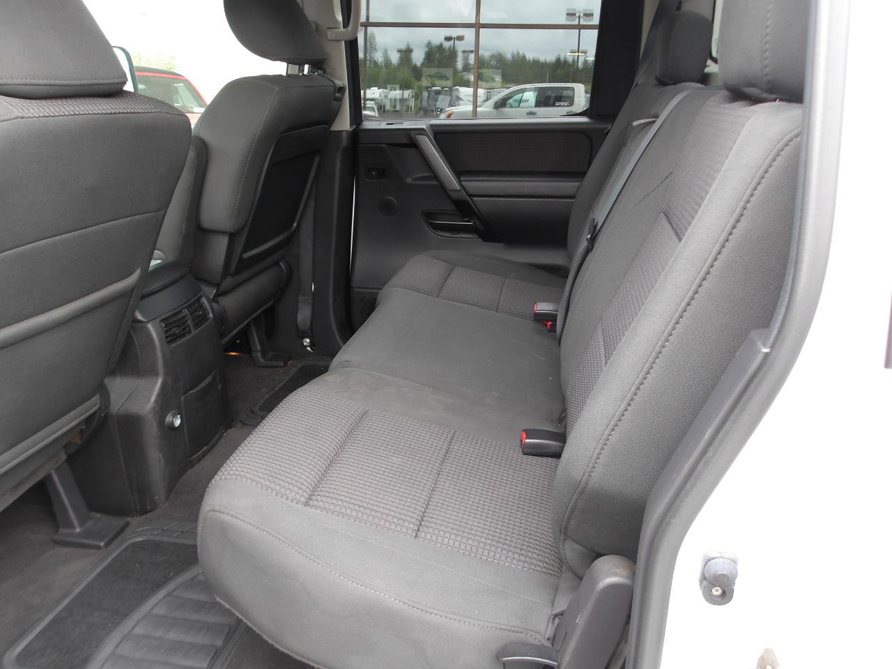 Used 2011 Nissan Titan S AWD/4WD image 10